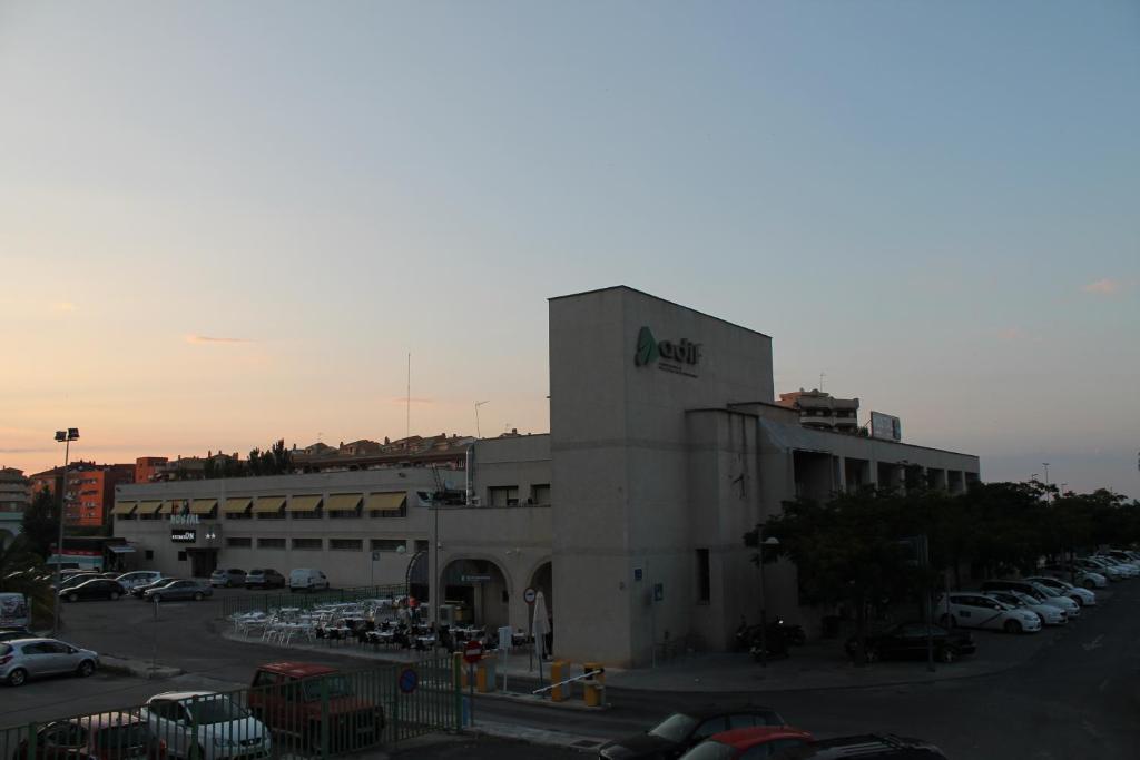 Hostal Restaurante Estacion Jaén Εξωτερικό φωτογραφία