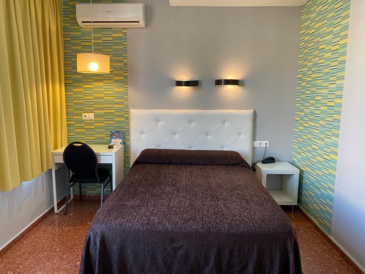 Hostal Restaurante Estacion Jaén Εξωτερικό φωτογραφία
